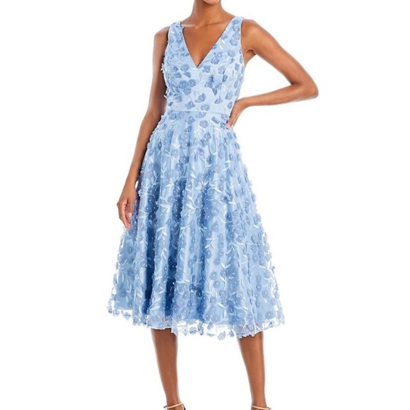 Eliza J
V Neck Fit and Flare Dress - Picture 2 of 7